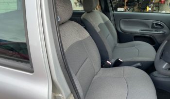 
									Renault Clio 1.4 16v Expression 5dr full								