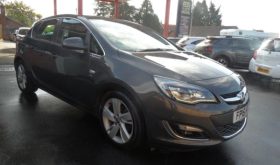 VAUXHALL Astra 2015