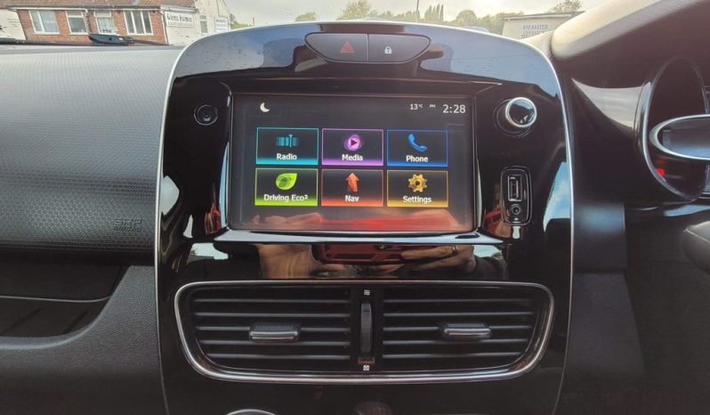 
								Renault Clio 2017 full									